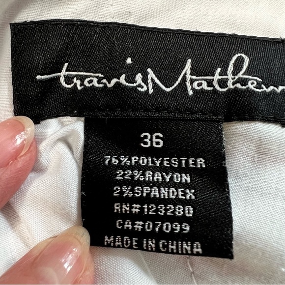 TRAVIS MATHEW Plaid Golf Shorts Grey Red Blue White Men's Size 36 x 10 - Picture 15 of 16